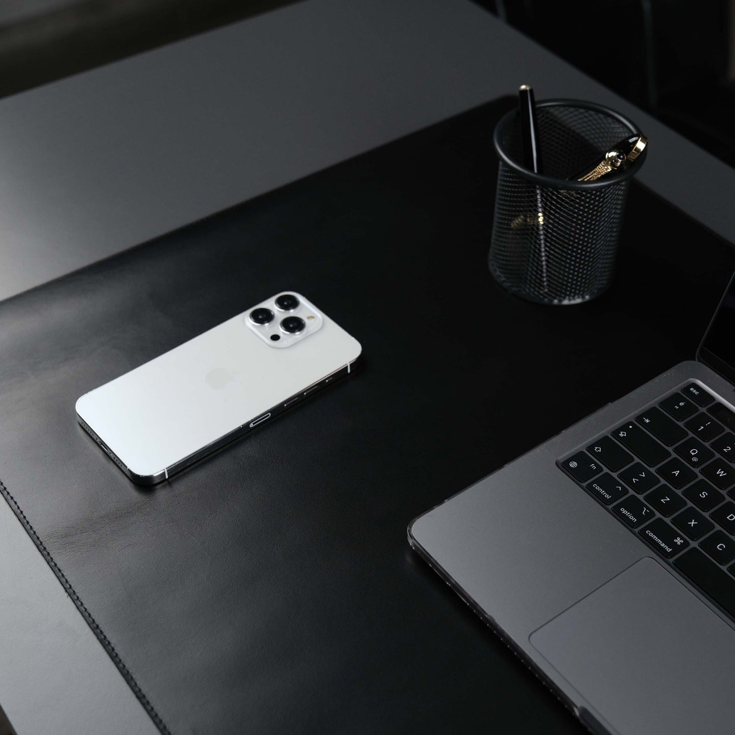 Black Leather, Premium Desk Pad
